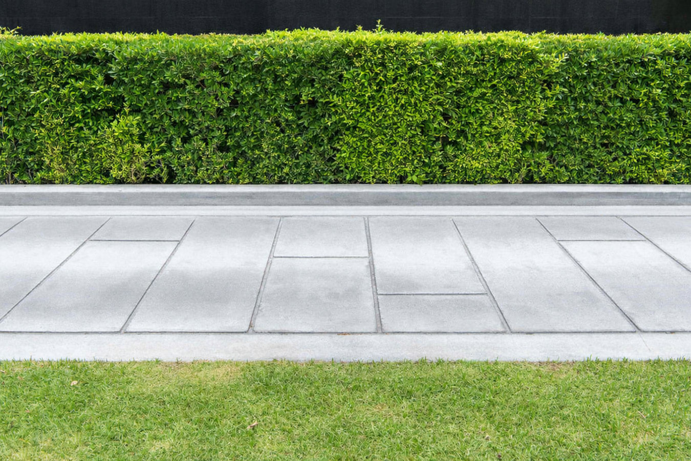 Concrete sidewalk building